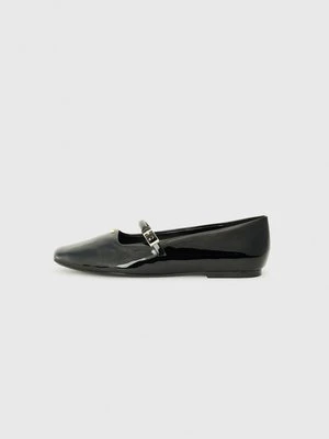Klasyczne baleriny DKNY