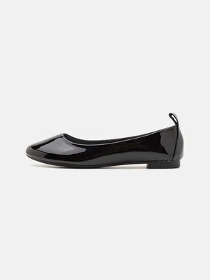 Klasyczne baleriny Even&Odd Wide Fit