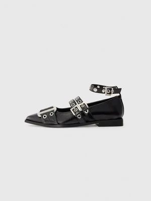 Klasyczne baleriny Steve Madden
