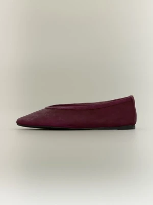 Klasyczne baleriny Steve Madden ciemnoczerwony