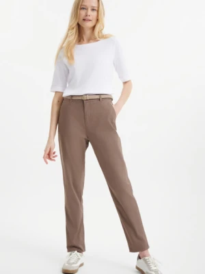 Klasyczne brązowe spodnie o fasonie chino Greenpoint