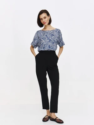 Klasyczne materiałowe spodnie z wysokim stanem Top Secret