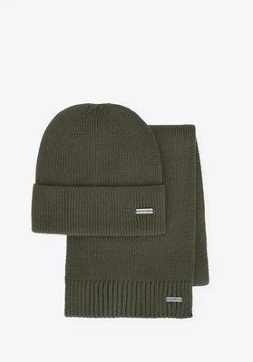 Klasyczny męski komplet: czapka i szalik khaki Wittchen