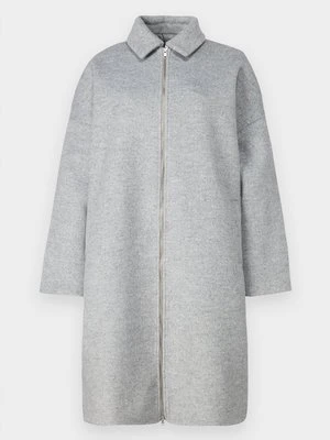 Klasyczny płaszcz 2nd Day