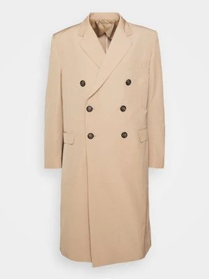 Klasyczny płaszcz 424