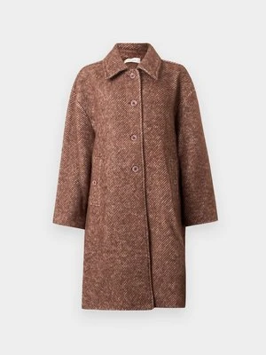 Klasyczny płaszcz American vintage