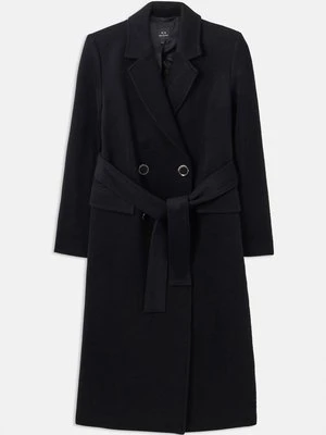 Klasyczny płaszcz Armani Exchange