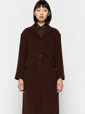 Klasyczny płaszcz Axel Arigato