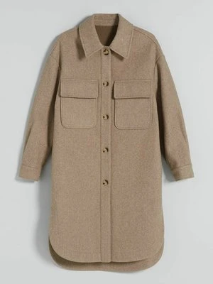 Klasyczny płaszcz Bershka