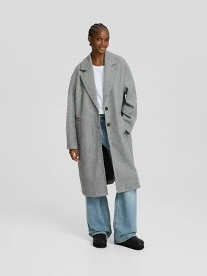 Klasyczny płaszcz Bershka