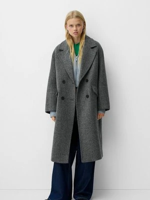 Klasyczny płaszcz Bershka