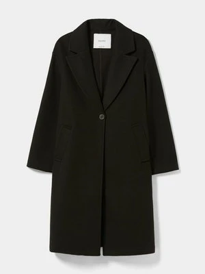 Klasyczny płaszcz Bershka