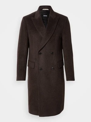 Klasyczny płaszcz Boss