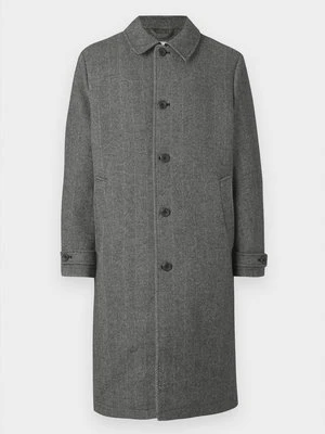 Klasyczny płaszcz Calvin Klein