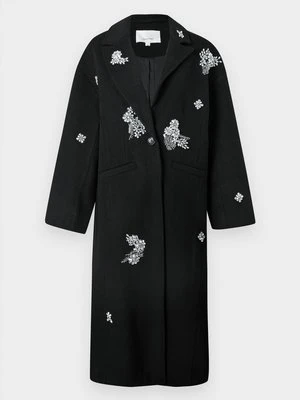 Klasyczny płaszcz Cinq à Sept