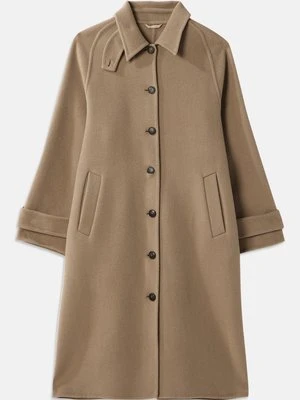 Klasyczny płaszcz closed