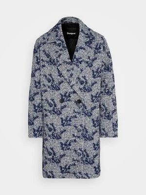 Klasyczny płaszcz Desigual