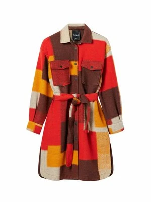 Klasyczny płaszcz Desigual