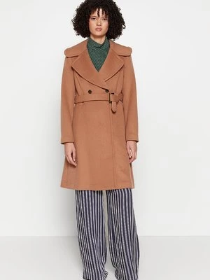Klasyczny płaszcz Diane von Furstenberg