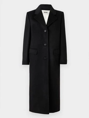 Klasyczny płaszcz drykorn