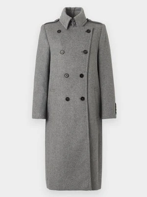 Klasyczny płaszcz drykorn