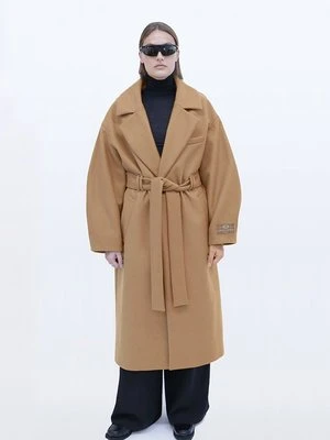 Klasyczny płaszcz Each x Other