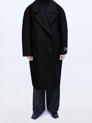 Klasyczny płaszcz Each x Other