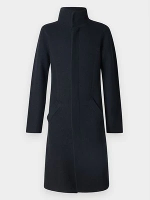Klasyczny płaszcz Emporio Armani