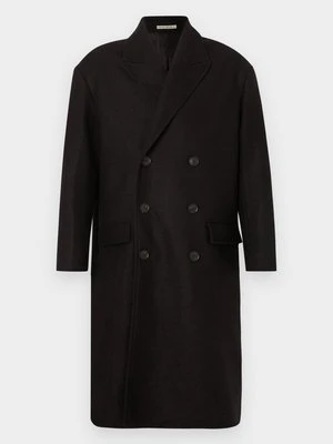 Klasyczny płaszcz Essential Collective