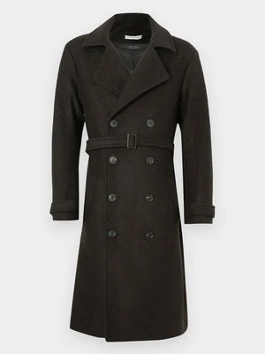 Klasyczny płaszcz Essential Collective