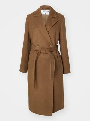 Klasyczny płaszcz Filippa K