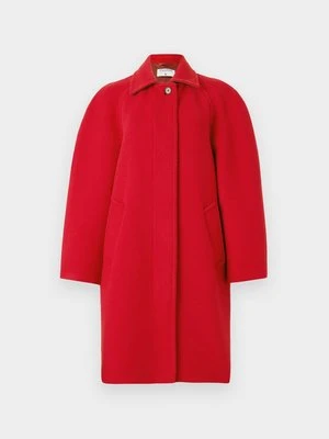 Klasyczny płaszcz Filippa K