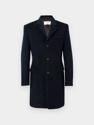 Klasyczny płaszcz Filippa K