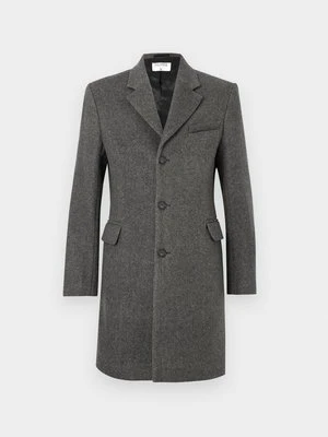 Klasyczny płaszcz Filippa K