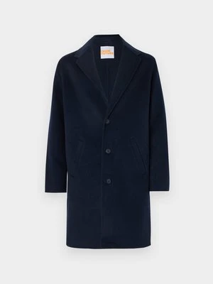 Klasyczny płaszcz FROM FUTURE