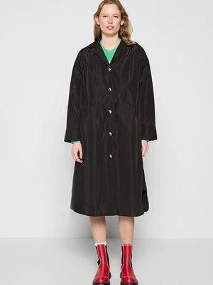 Klasyczny płaszcz Ganni