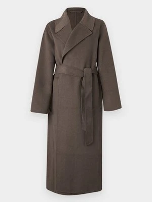 Klasyczny płaszcz GAP