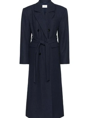 Klasyczny płaszcz Gestuz