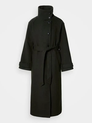 Klasyczny płaszcz Gina Tricot