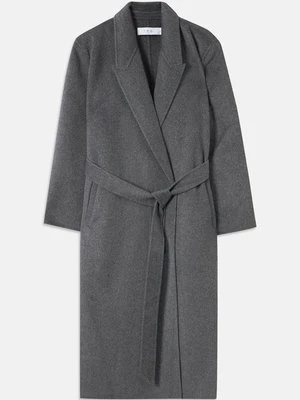 Klasyczny płaszcz Iro