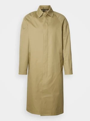 Klasyczny płaszcz Isaac Dewhirst