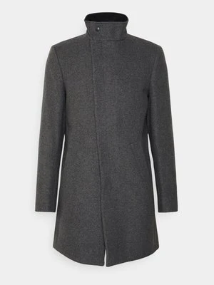Klasyczny płaszcz Isaac Dewhirst
