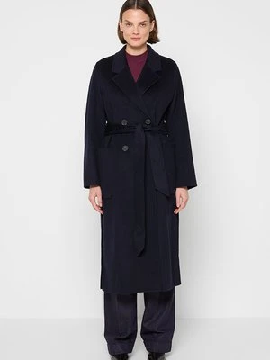 Klasyczny płaszcz IVY OAK