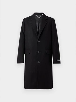 Klasyczny płaszcz Lacoste