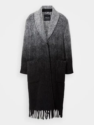 Klasyczny płaszcz Marc Cain