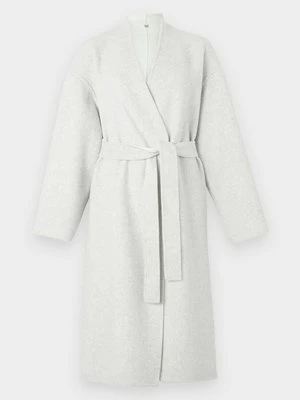 Klasyczny płaszcz MARCIANO BY GUESS