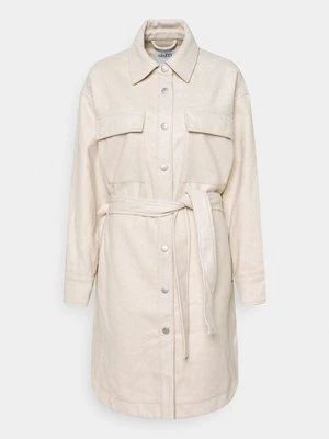 Klasyczny płaszcz MbyM