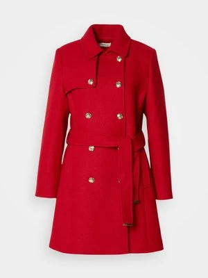 Klasyczny płaszcz Morgan