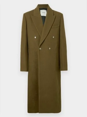 Klasyczny płaszcz Nanushka