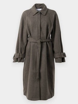 Klasyczny płaszcz Object